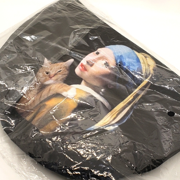 Girl With a Pearl Earring Inspired Cosmetic Bag - Picture 2 of 4